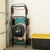 Makita 40V max XGT Brushless 21" Self‐Propelled Commercials Lawn Mowers Kit GML01PL