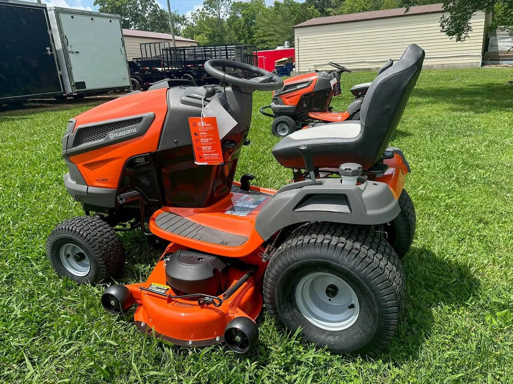 Husqvarna TS 148XK 48" Lawns Tractors 24HP KOH (Scratch and Dent)